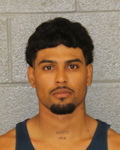 Mugshot of YEFERSON URIEL CASTRO-MARTI...