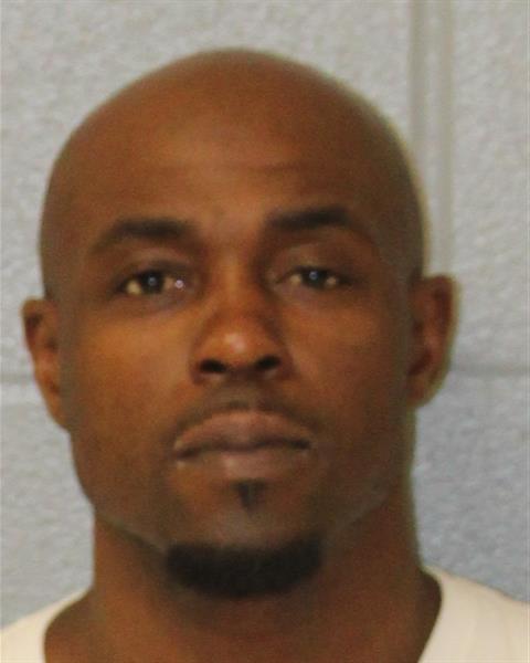 Mugshot of CORTEZ GILBERT