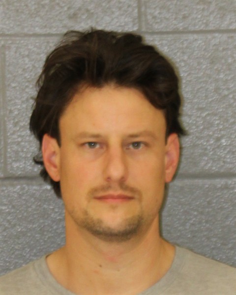 Mugshot of THOMAS ANDREW PLATT