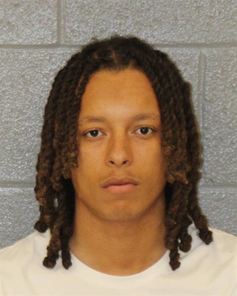 Mugshot of KENNETH CHANTZ LEWIS
