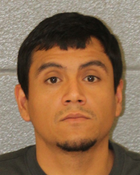 Mugshot of OSCAR ANDRE GALVEZ-PORTA...
