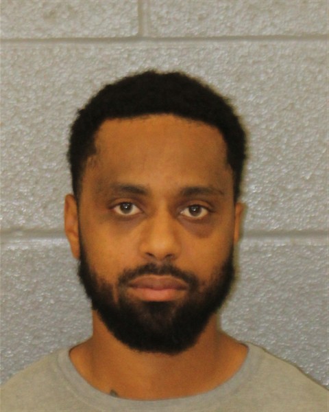 Mugshot of SHAKEIL DEWON ROBERSON
