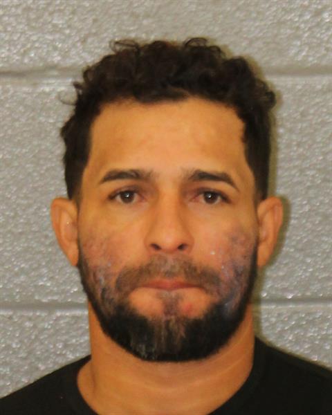 Mugshot of ADENIS ELDRECOUS APARICIO-MOR...