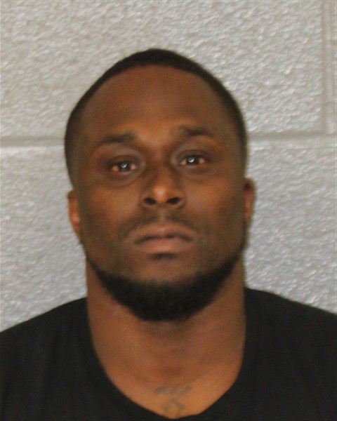 Mugshot of DONOVAN JAQUAN MOORE