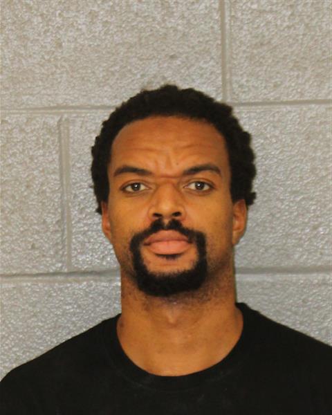 Mugshot of DEVAN Q ROBERTS