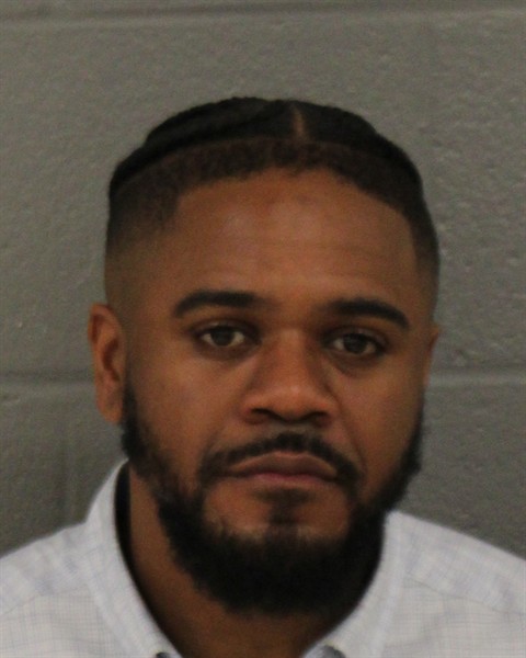 Mugshot of D'JON DESMOND RAWLINSON