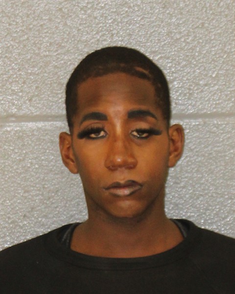 Mugshot of DONTRELL LENTAVIUS KIRKLAND
