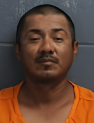 Mugshot of VICTOR GUADELUPE MENDEZ