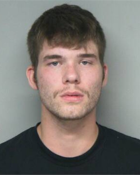 Mugshot of JONAH MICHAEL GEMME