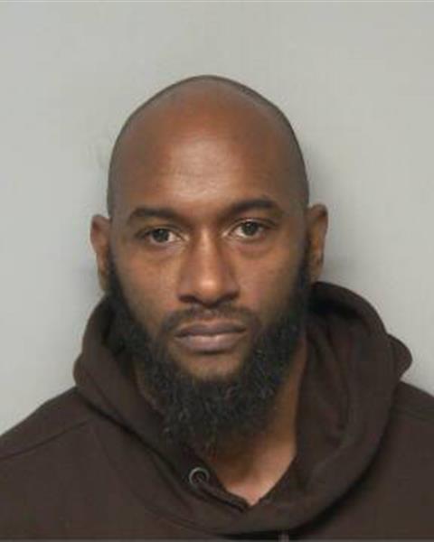 Mugshot of DEANGILO ANTWAN MCRAE
