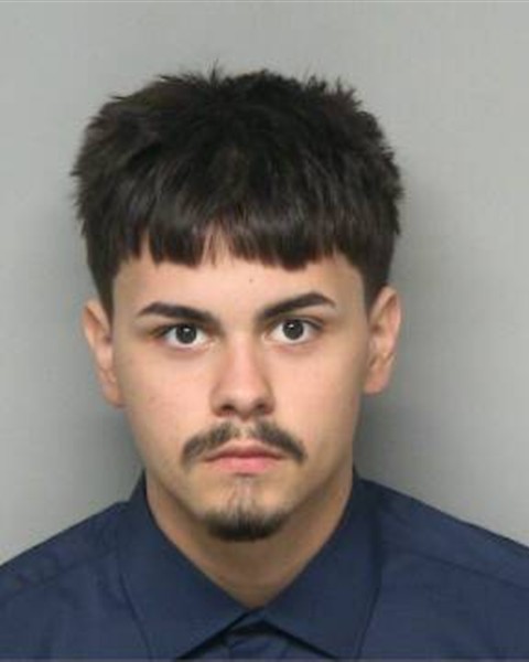 Mugshot of EZEKIEL DYAMI GONZALEZ