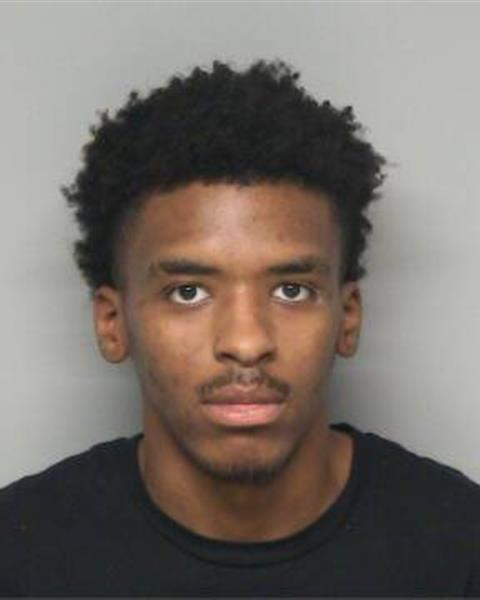 Mugshot of D'TRAVION MAURECE LEJON CAPEL