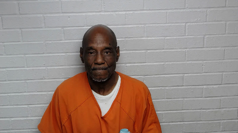 Mugshot of LONNIE ANTONIO BREEDEN