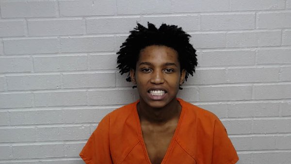 Mugshot of MONTEISE LOVONTE HUBBARD