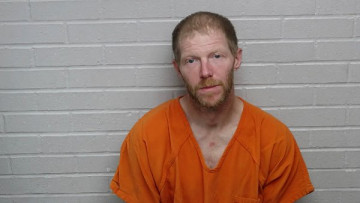 Mugshot of DONALD EUGENE LAMPLEY