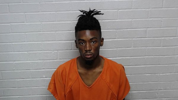 Mugshot of XAVIEREON SMITH