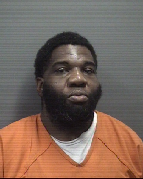 Mugshot of CLIFTON MARCUS BENJAMIN