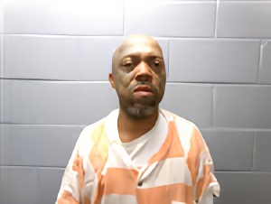 Mugshot of JAY JUNZE MOORE