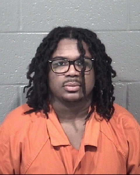 Mugshot of JAVON DEMONTRE ROBINSON