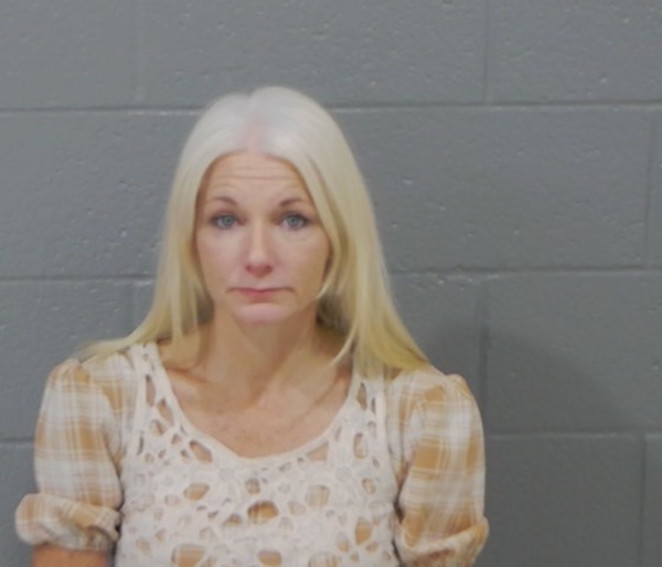 Mugshot of DANIELLE CROMPTON EVANS