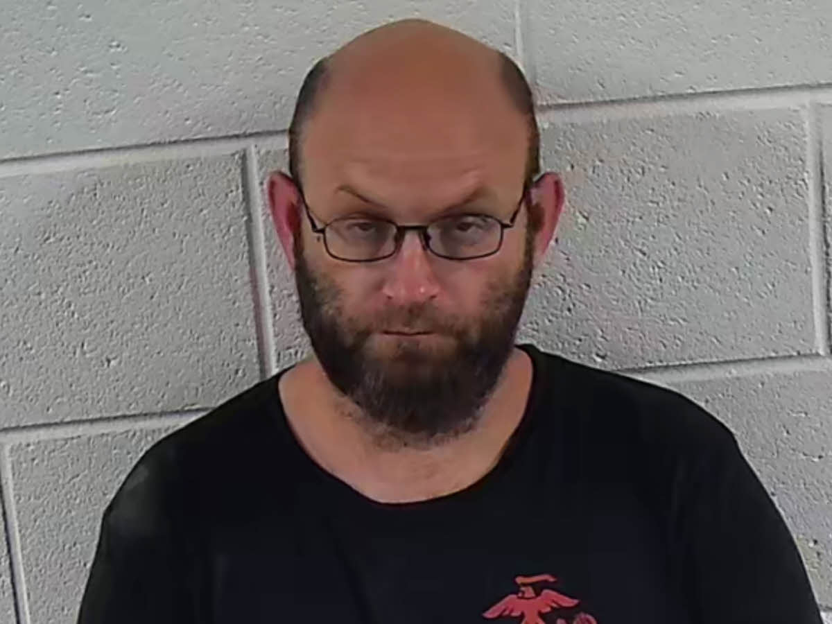 Mugshot of DYLAN JAMES DEAN