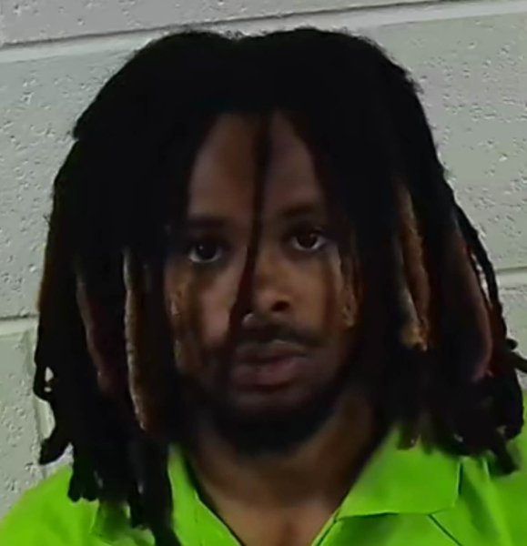 Mugshot of KEYON LARAY SAWYERS