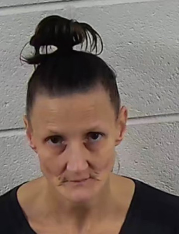 Mugshot of KIMBERLY DAWN LAMBETH