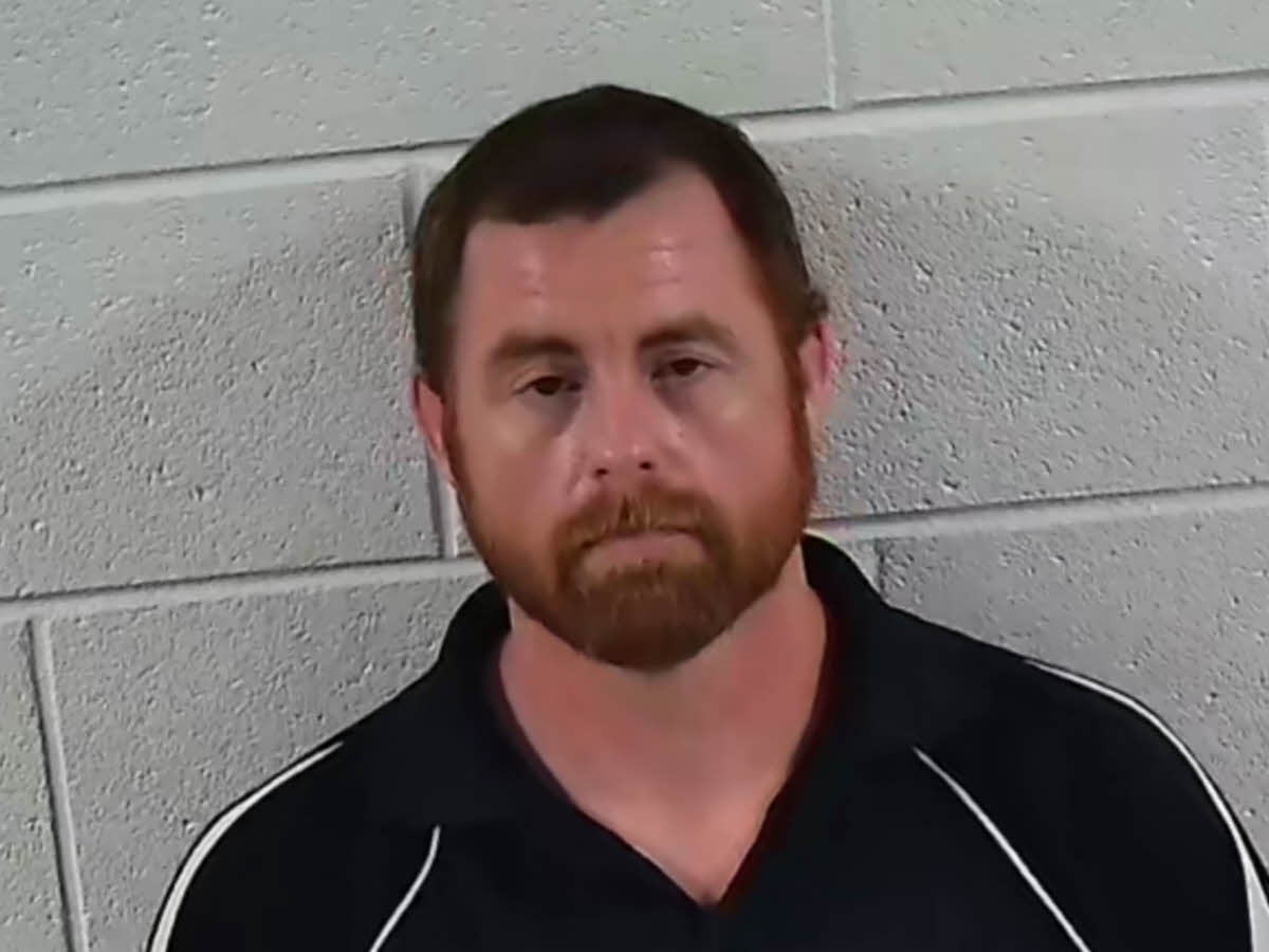 Mugshot of ERIC JAMES NICHOLS