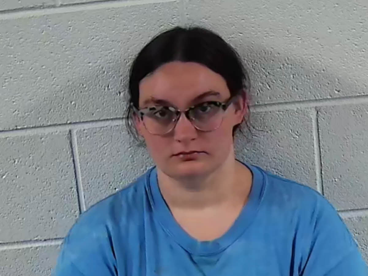 Mugshot of AUTUMN NICOLE THARPE