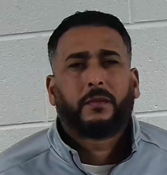 Mugshot of LUIS EDUARDO BARBOSA COLON