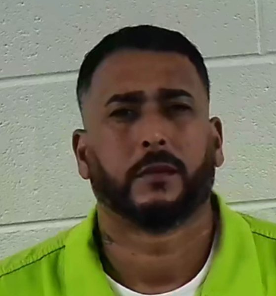 Mugshot of LUIS EDUARDO BARBOSA COLON