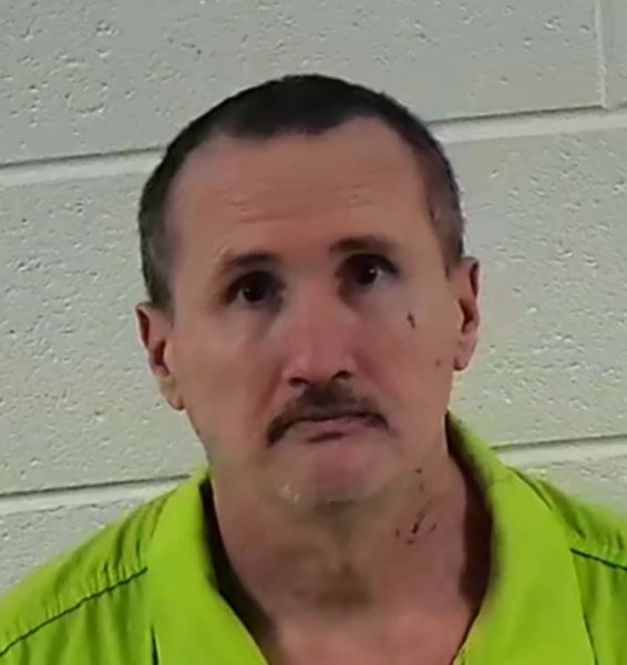 Mugshot of DONNIE LEE HOLT