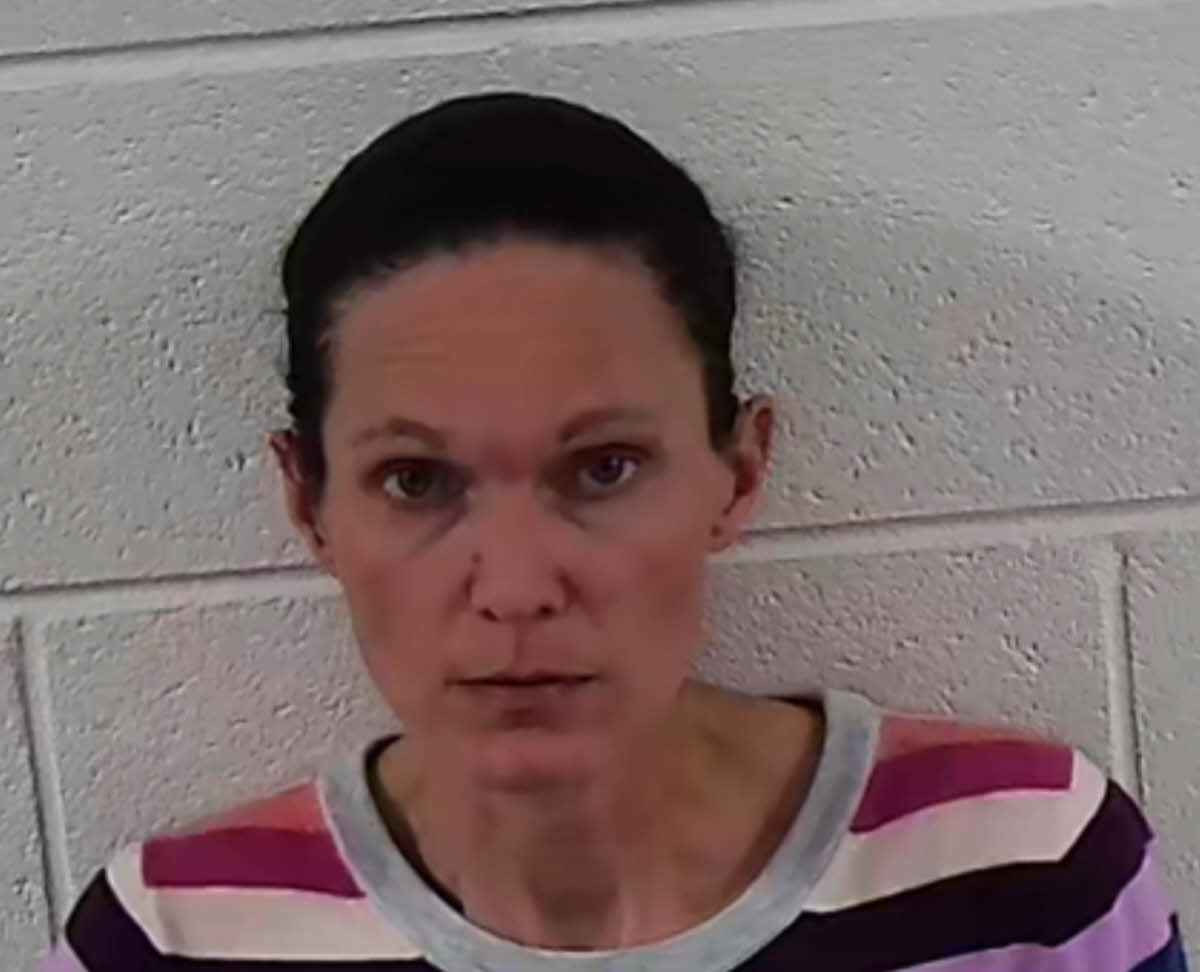 Mugshot of MELISSA ANN ROGERS