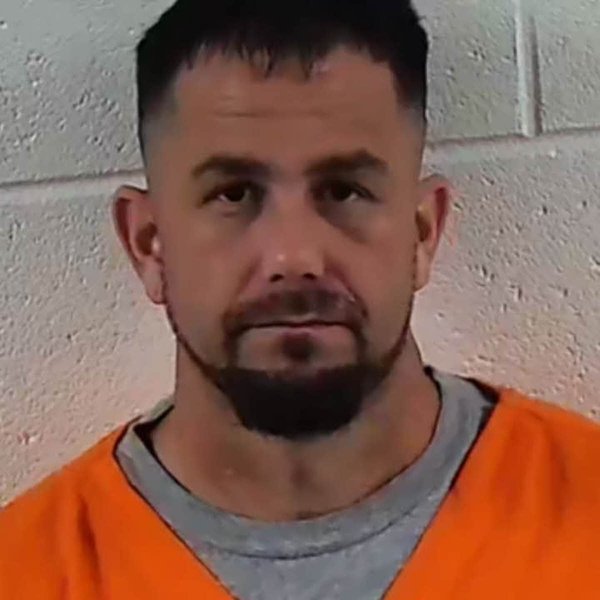 Mugshot of MATTHEW LEE SENTER