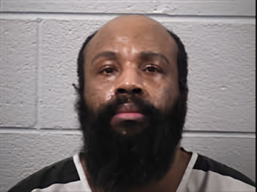Mugshot of Ramae Cynquan Foster