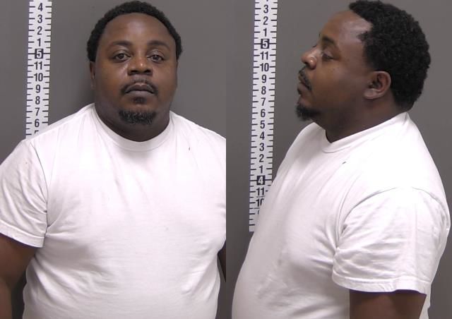 Mugshot of JEREMY DESHUN CALVIN