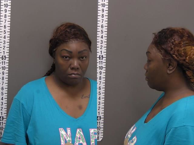 Mugshot of LASHONDA YVETTE STARKS