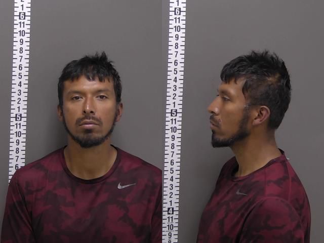 Mugshot of ROBERT LEE FLORES