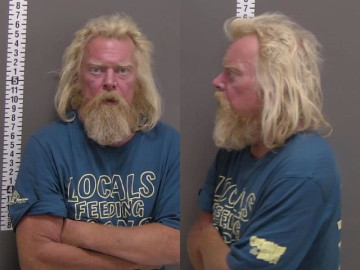 Mugshot of LEIF JONATHAN LIND