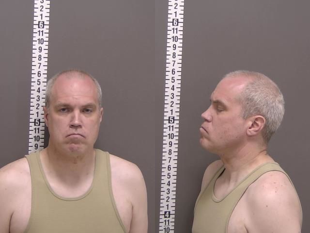 Mugshot of TRAVIS ANDREW HOYT