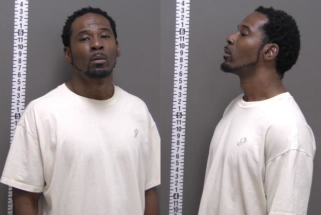 Mugshot of CHRISTOPHER DANIELLE SULLIVAN