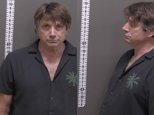 Mugshot of DENNIS BERNARD WALKER
