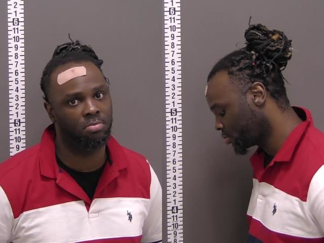 Mugshot of COURTNEY LEBOBU SMITH