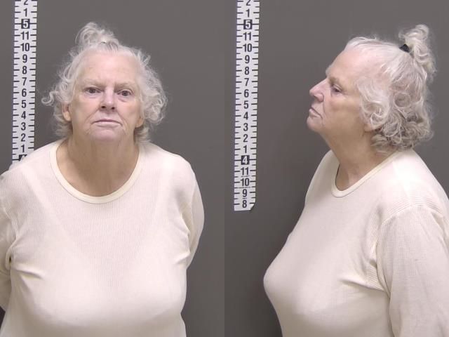 Mugshot of GINGER LORRINE LEMONS