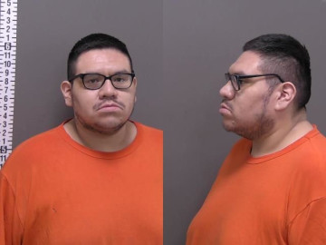 Mugshot of WAYLON STANDS