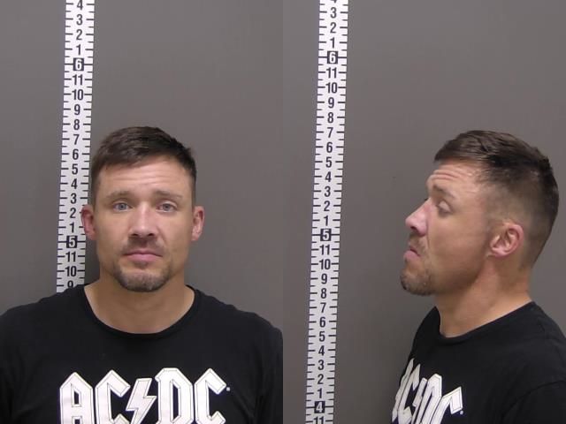 Mugshot of LEE ARLAND OLSON