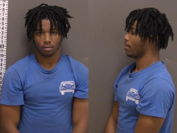 Mugshot of DAJVEON DEANJILO LESEAN WILLIAMS