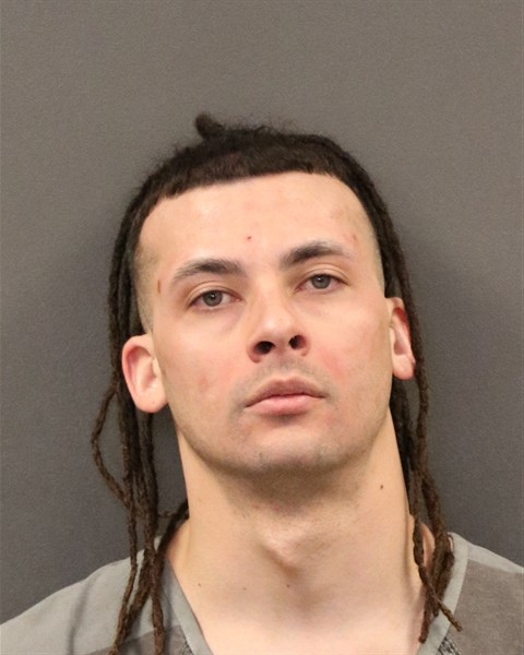 Mugshot of Luis R Negron Loarte