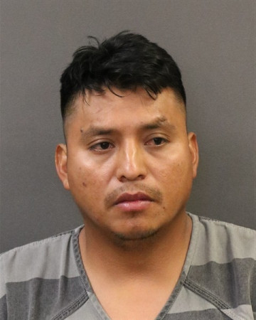 Mugshot of Guillermo E Cach Perez