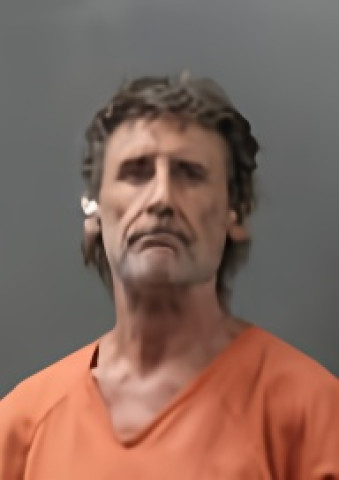 Mugshot of TRACY L SCHLOTHAUER